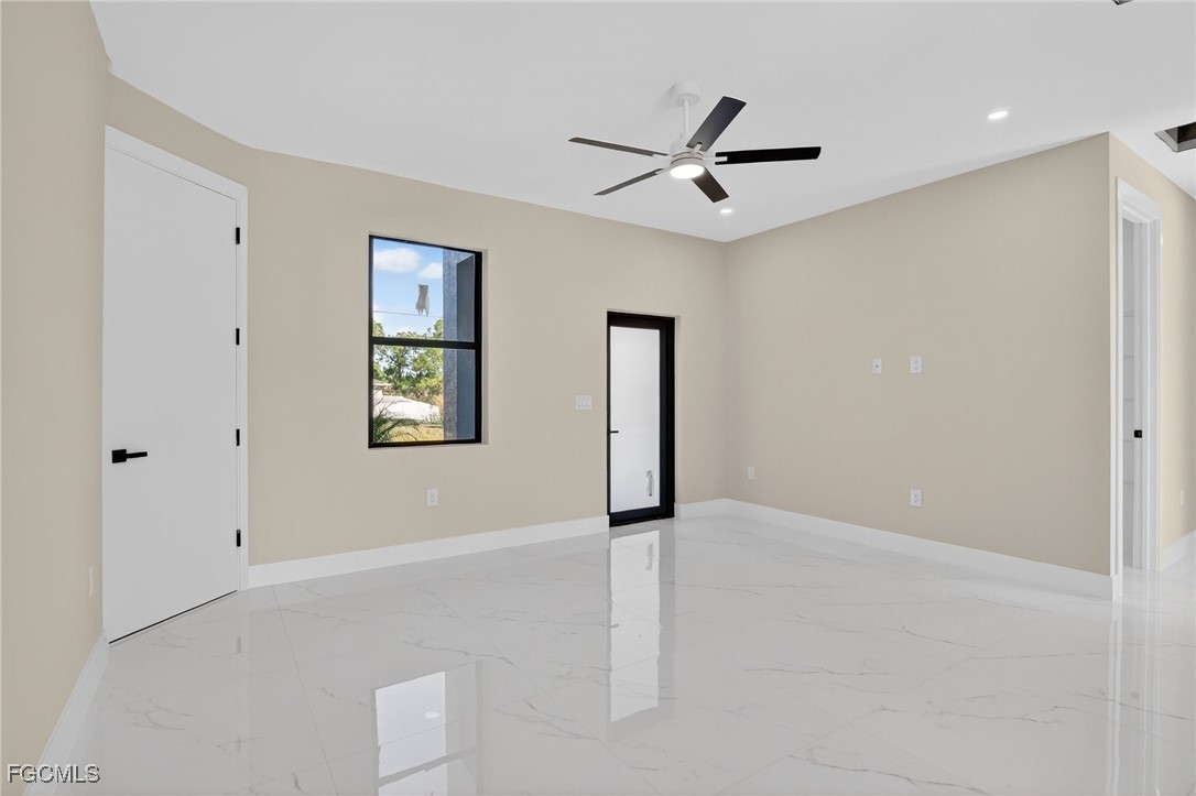 4 Bed SingleFamilyResidence for Sale in Lehigh Acres, FL — photo 4