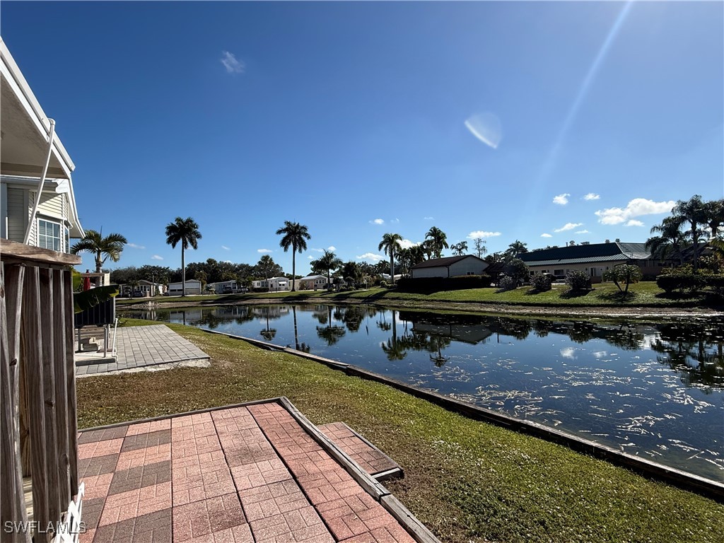 1 Bed ManufacturedHome for Sale in Naples, FL, $129,000 — photo 4