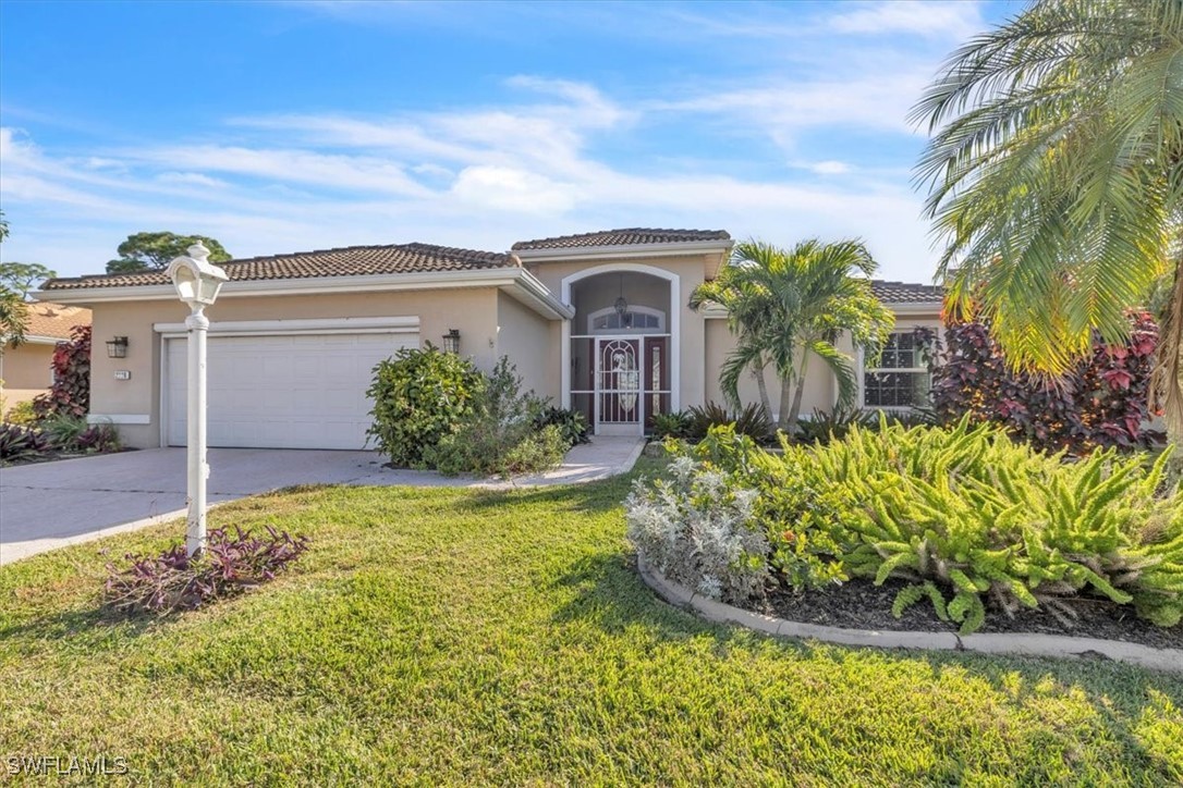 2 Bed SingleFamilyResidence for Sale in North Fort Myers, FL — photo 4