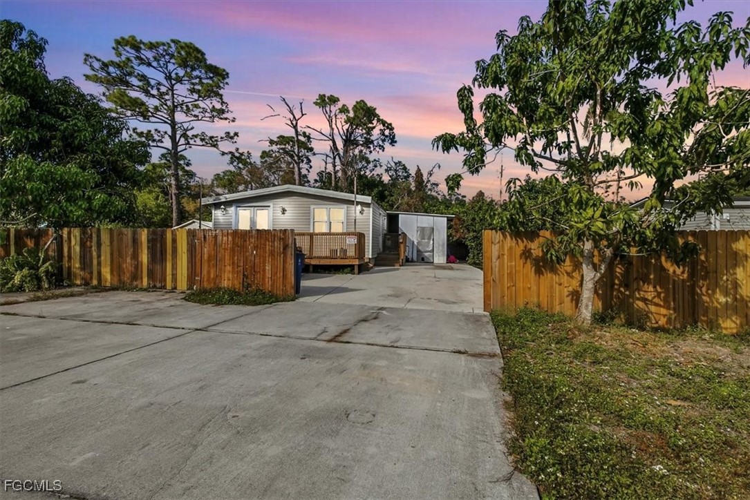 3 Bed ManufacturedHome for Sale in Suncoast Estate, FL — photo 4