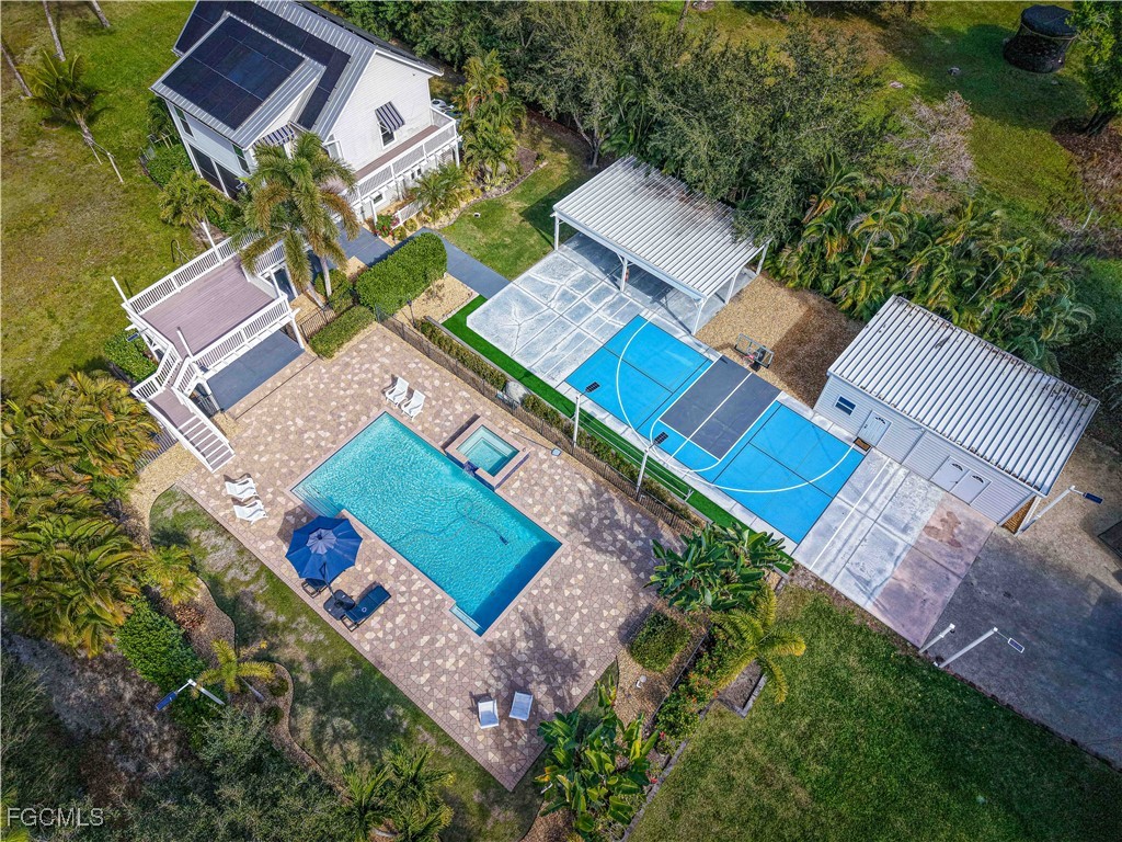 4 Bed Pool Home for Sale in Livingston Woods, FL, $7,500 — photo 4