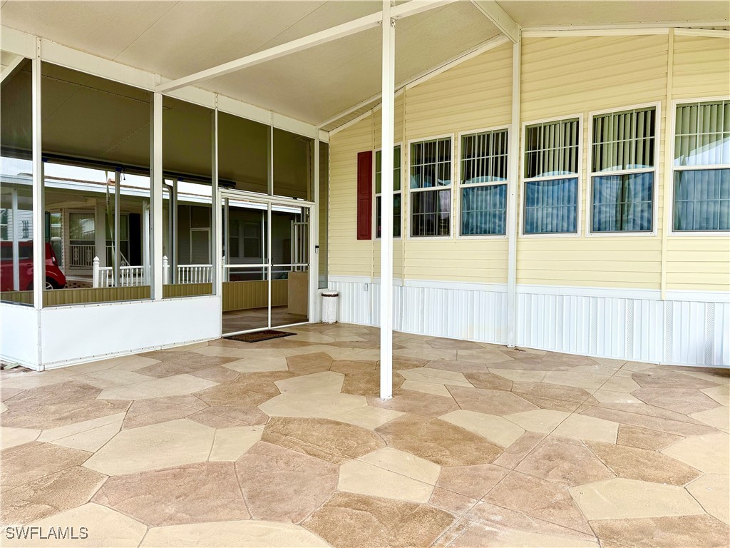 2 Bed ManufacturedHome for Sale in Naples, FL, $279,000 — photo 4