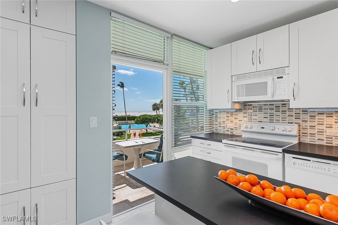 1 Bed Waterfront Home for Sale in Sunset House, FL, $465,000 — photo 4