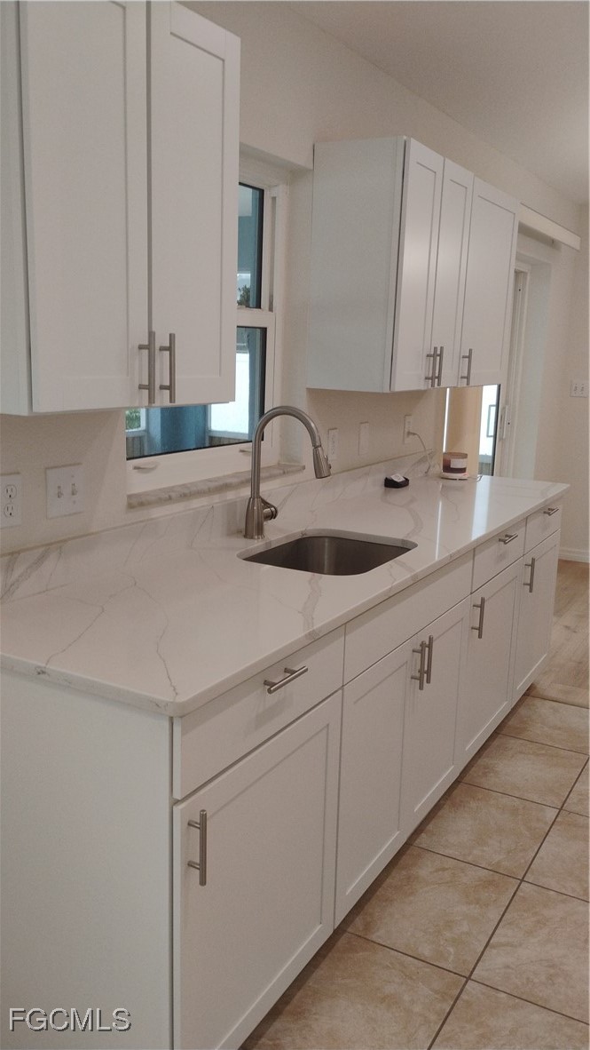 2 Bed SingleFamilyResidence for Sale in Port Charlotte, photo 4