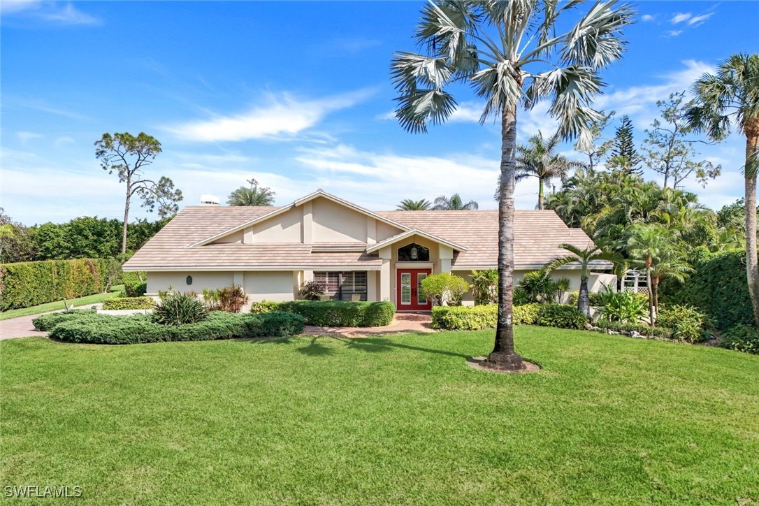 4 Bed Pool Home for Sale in Naples, photo 4