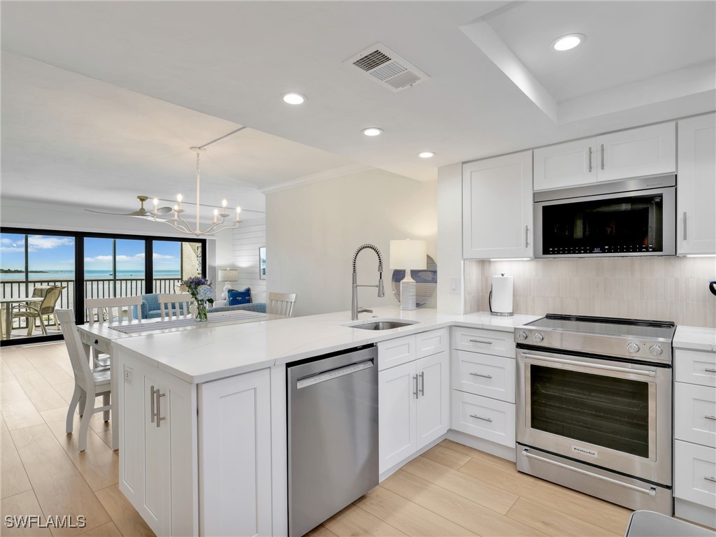2 Bed Waterfront Home for Sale in Carlos Pointe, FL — photo 4