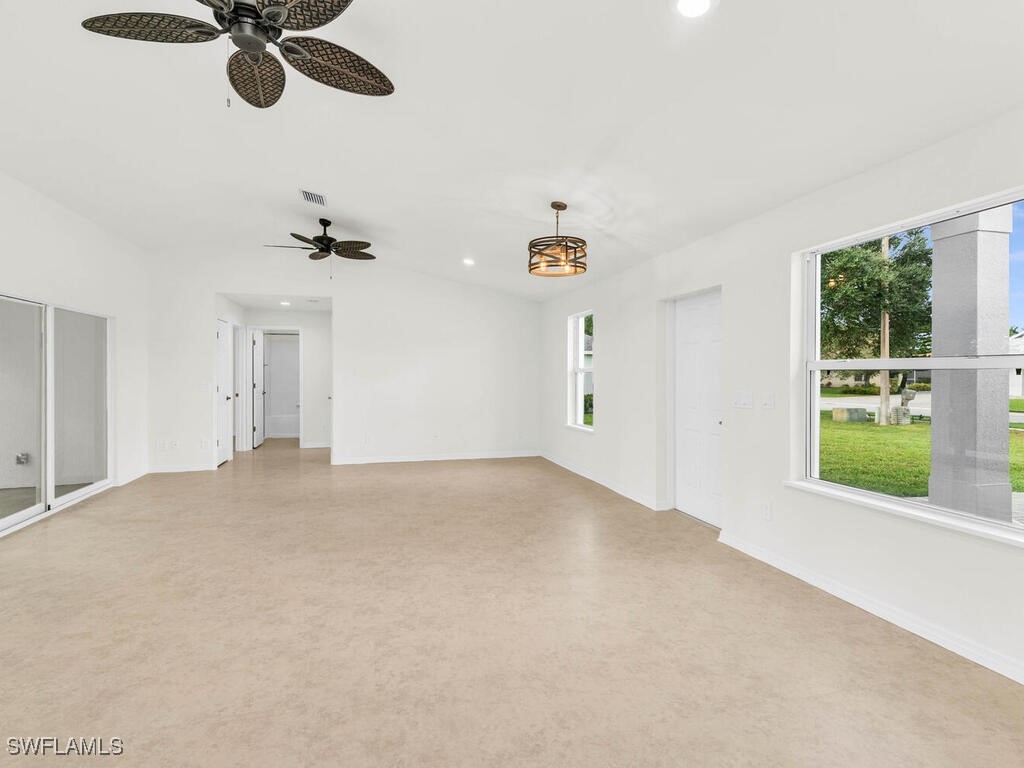 3 Bed SingleFamilyResidence for Sale in Naples, FL, $529,000 — photo 4