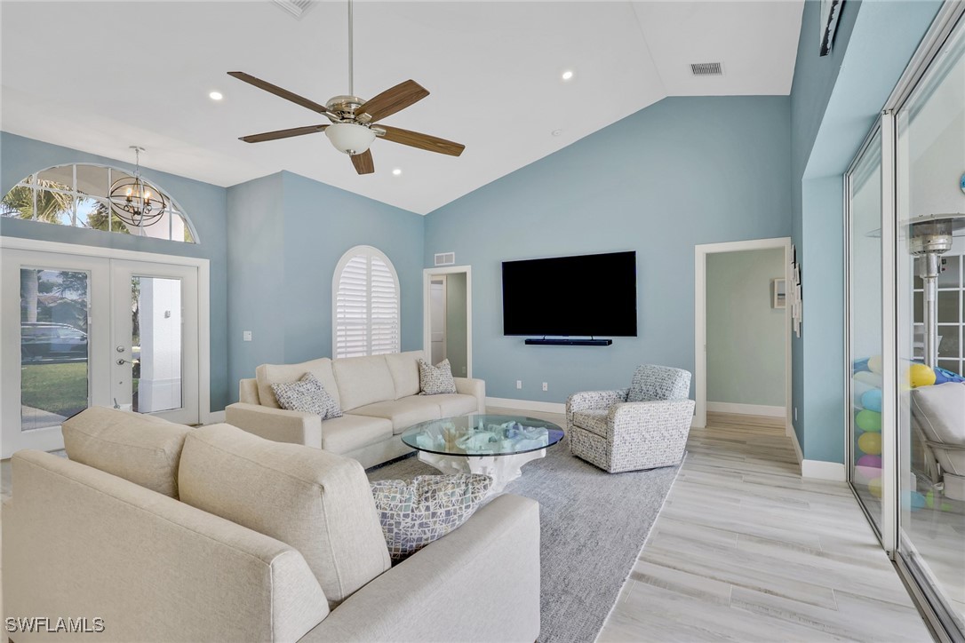 4 Bed Pool Home for Sale in Briarwood, photo 4