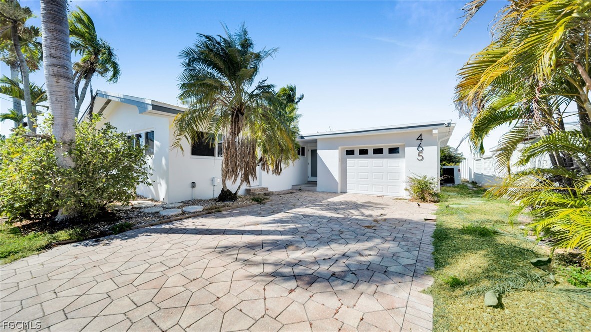 3 Bed Pool Home for Sale in Sandarac 2, photo 4
