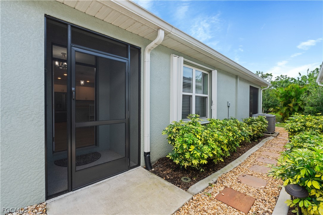2 Bed Attached for Sale in Punta Gorda, FL, $294,900 — photo 4