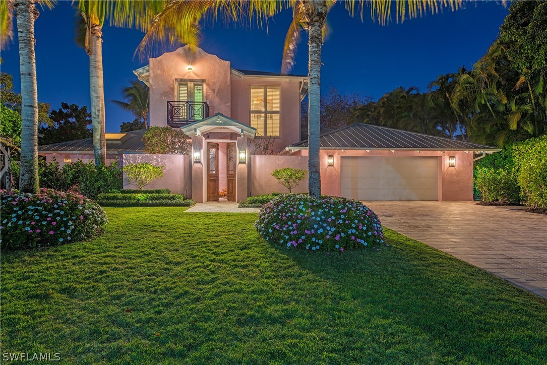 3 Bed Pool Home for Sale in Park Shore, photo 4