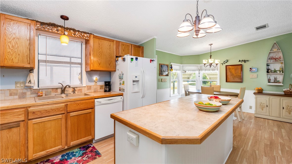 2 Bed Waterfront Home for Sale in Naples, FL, $149,000 — photo 4