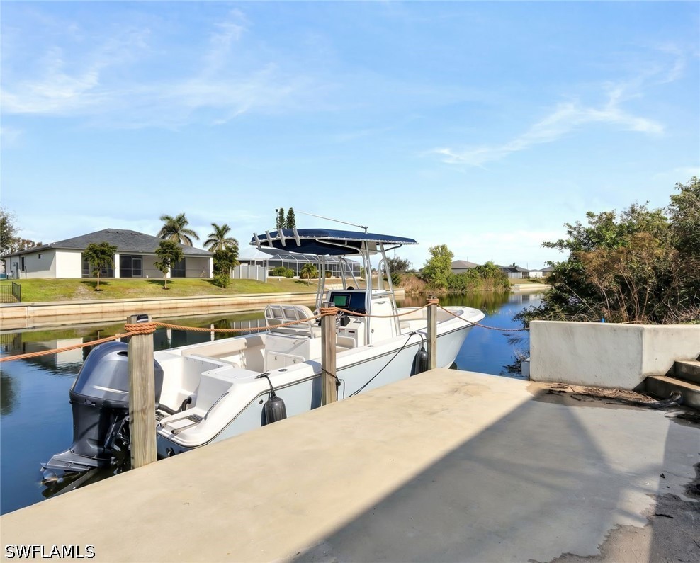3 Bed Pool Home for Sale in Cape Coral, photo 4