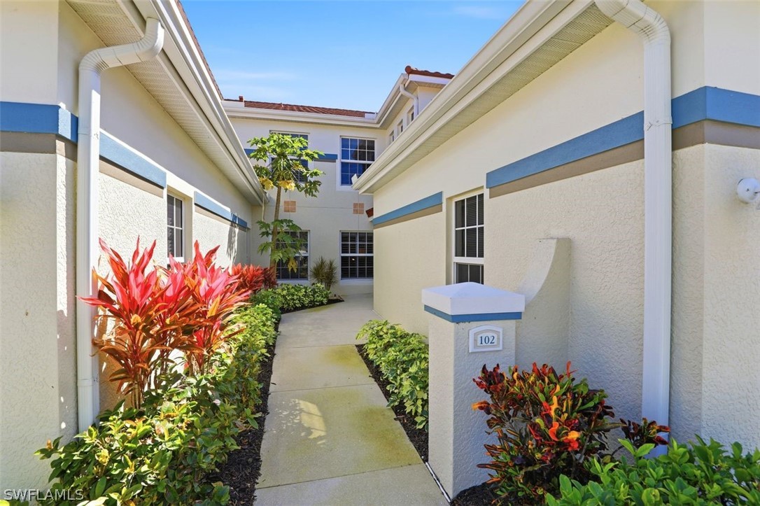 3 Bed Waterfront Home for Sale in Estero, photo 4