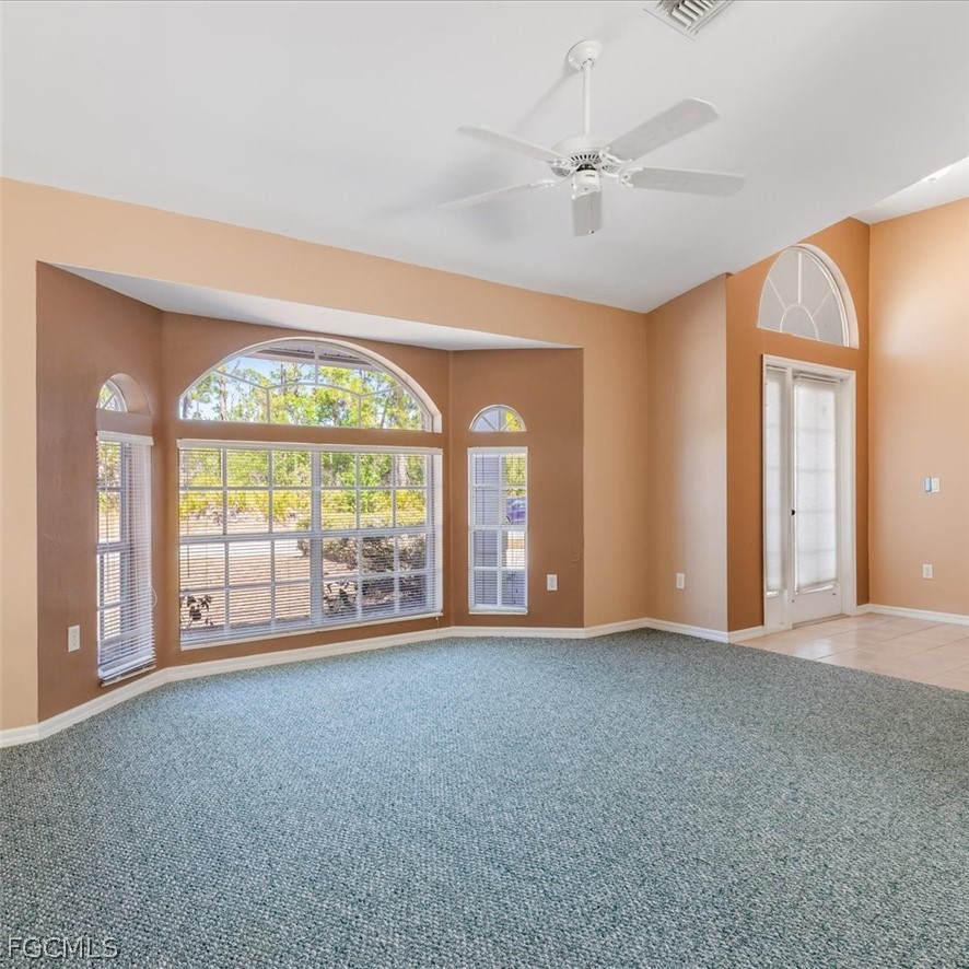 3 Bed SingleFamilyResidence for Sale in Port Charlotte, FL — photo 4