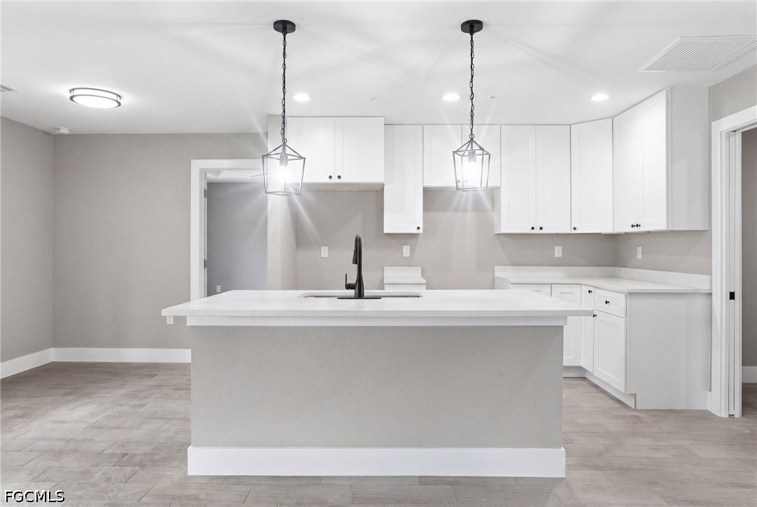 4 Bed SingleFamilyResidence for Sale in Lehigh Acres, photo 4