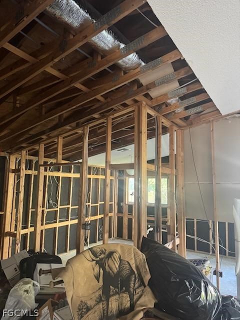 2 Bed SingleFamilyResidence for Sale in Foxmoor Lakes, FL — photo 4