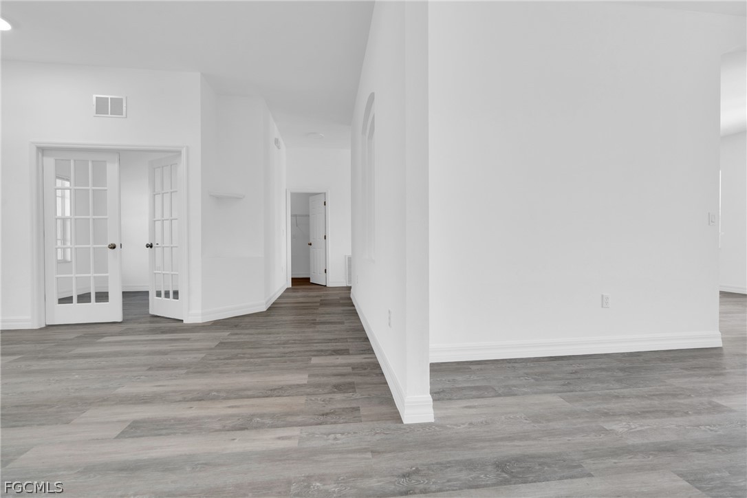 3 Bed SingleFamilyResidence for Sale in Lehigh Acres, photo 4