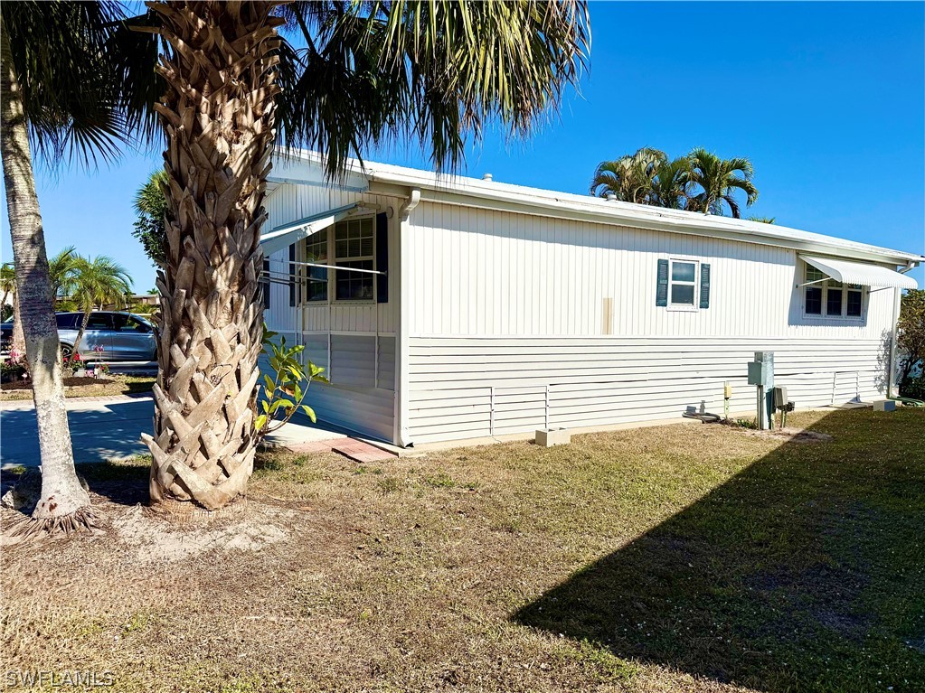 1 Bed ManufacturedHome for Sale in Naples, FL, $125,000 — photo 4