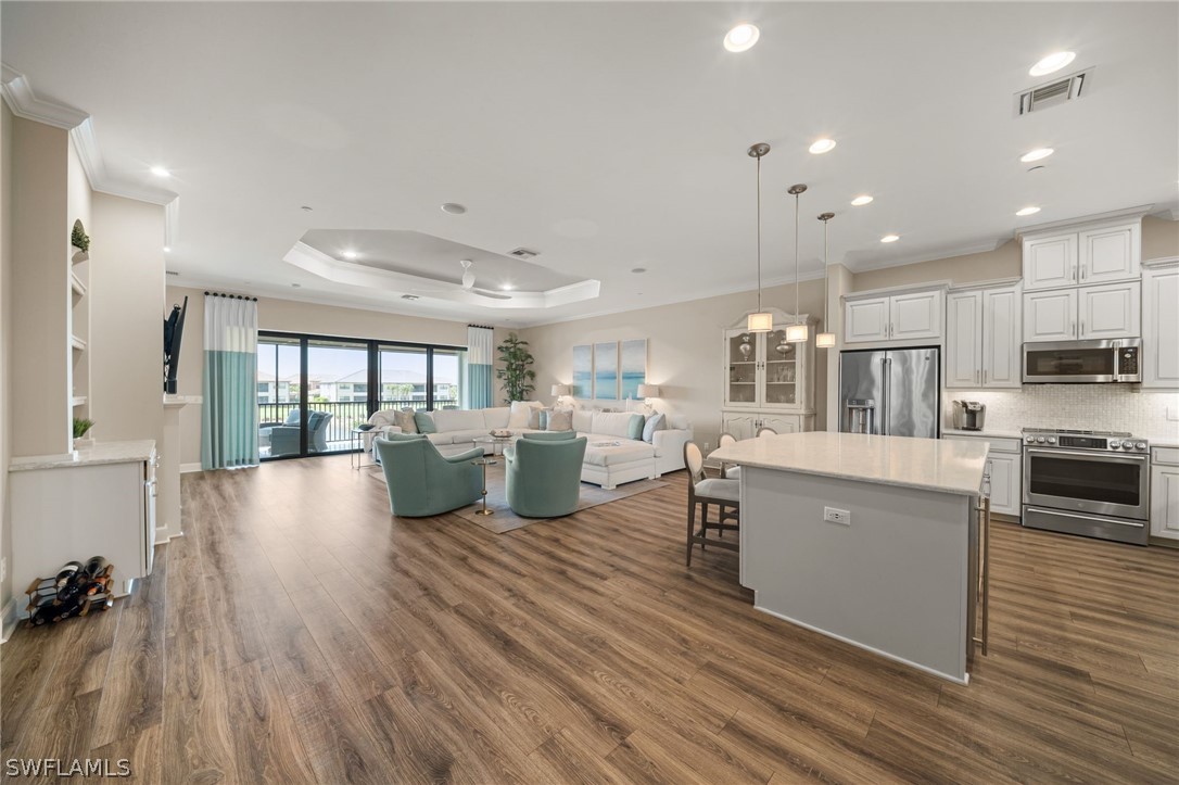 3 Bed Condominium for Sale in Esplanade, photo 4