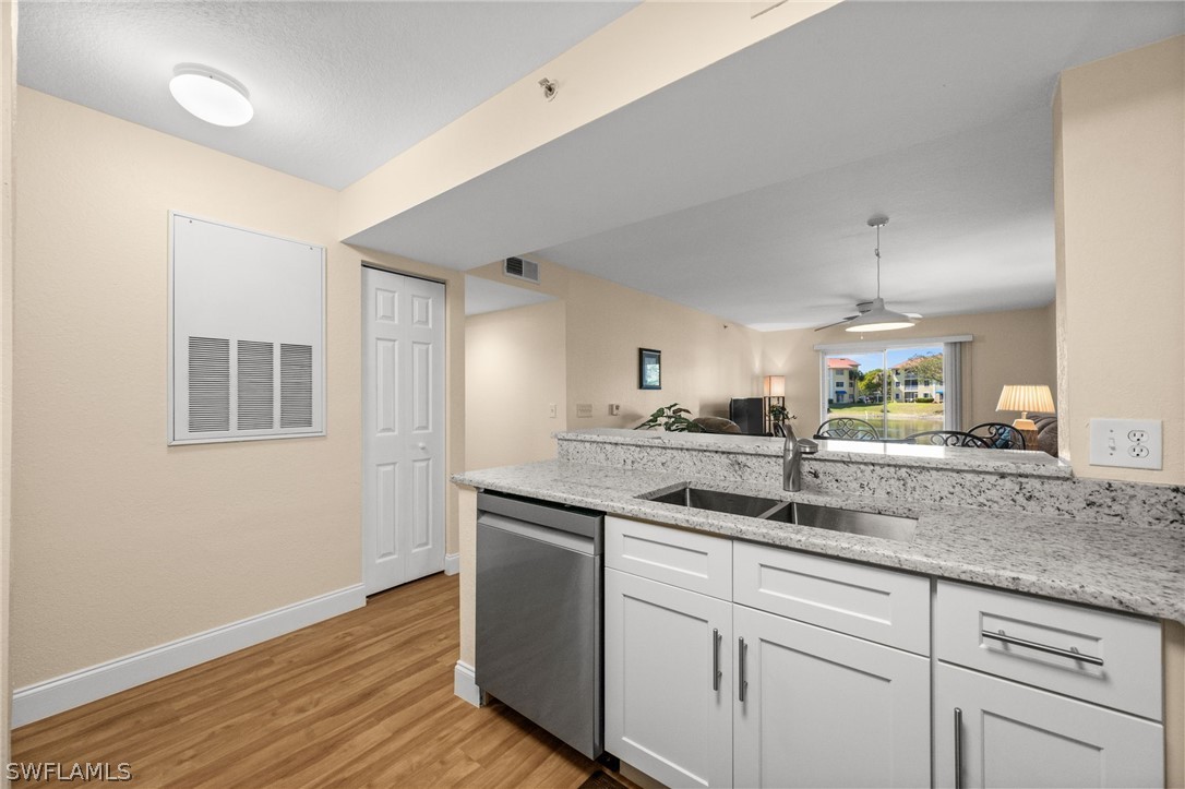 2 Bed Condominium for Sale in Naples, photo 4