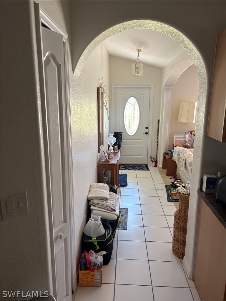 3 Bed SingleFamilyResidence for Sale in Cape Coral, FL — photo 4