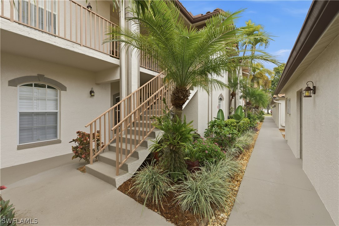 2 Bed Waterfront Home for Sale in Naples, FL, $299,999 — photo 4