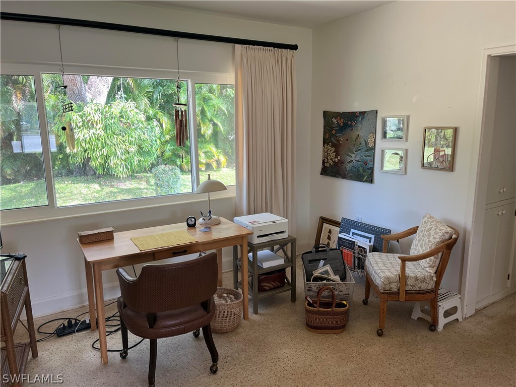 3 Bed SingleFamilyResidence for Sale in Edison Park, FL — photo 4