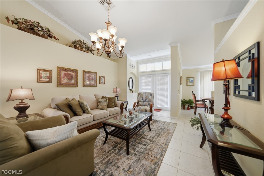3 Bed SingleFamilyResidence for Sale in Cape Coral, photo 4