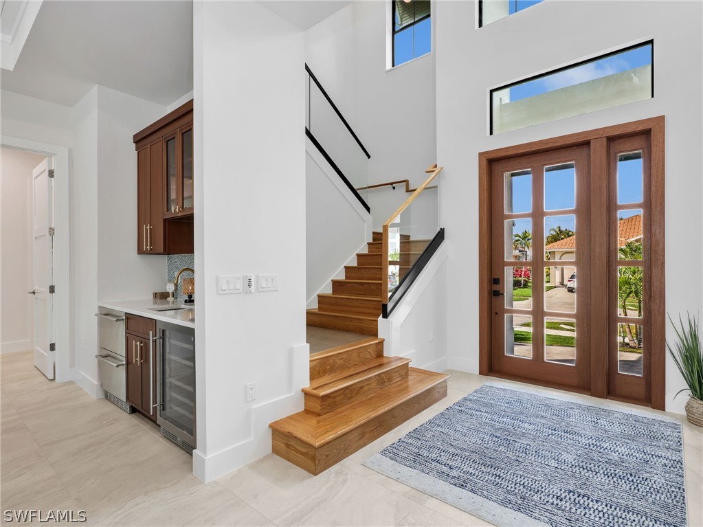 4 Bed Pool Home for Sale in Marco Beach, photo 4