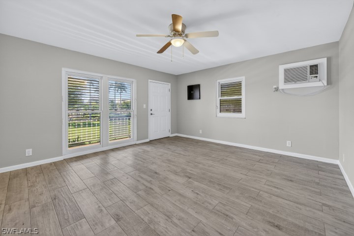 2 Bed Condominium for Sale in Marco Island, FL, $279,000 — photo 4