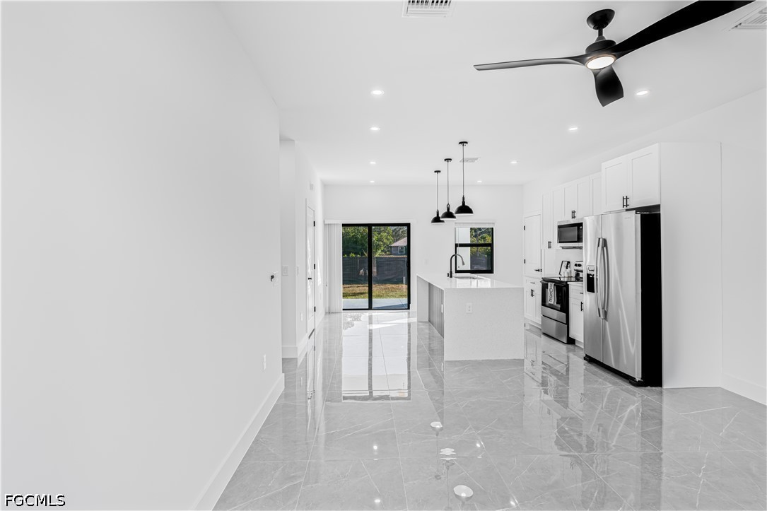 3 Bed SingleFamilyResidence for Sale in Lehigh Acres, FL — photo 4