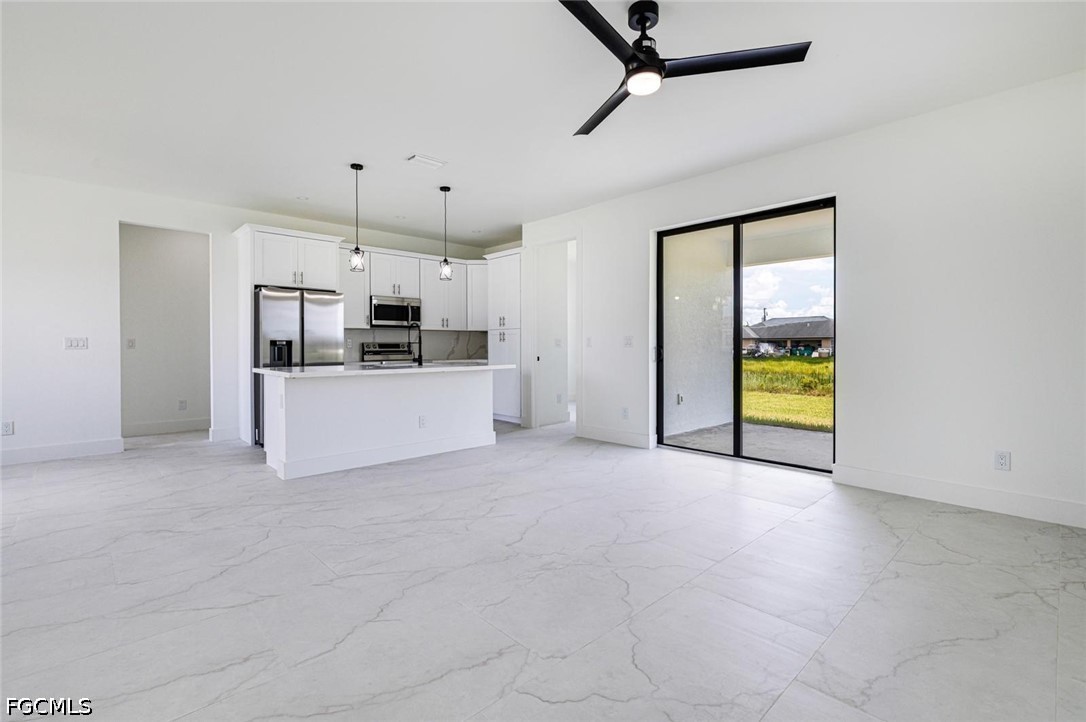 3 Bed SingleFamilyResidence for Sale in Lehigh Acres, FL — photo 4