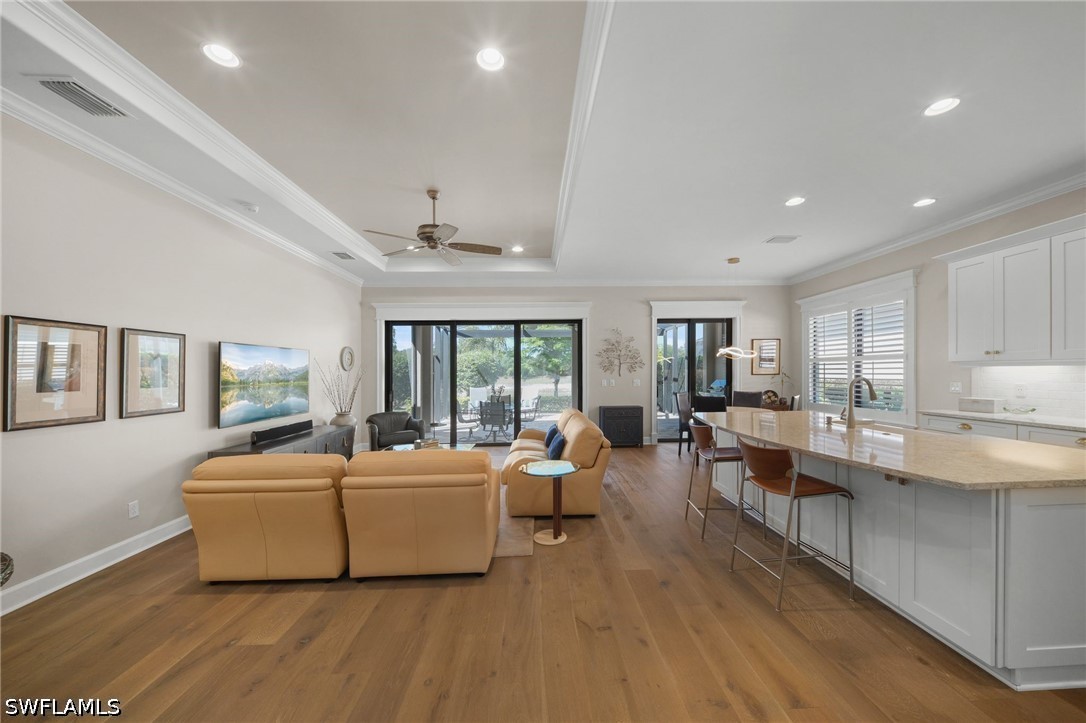 3 Bed SingleFamilyResidence for Sale in Esplanade, photo 4
