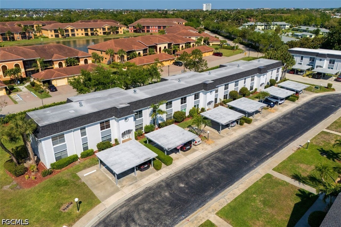 2 Bed Condominium for Sale in Fort Myers, FL, $94,900 — photo 4