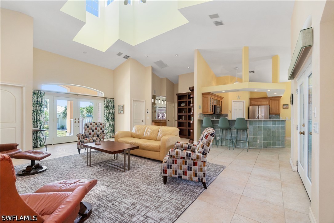 3 Bed Pool Home for Sale in Paradise Village, photo 4