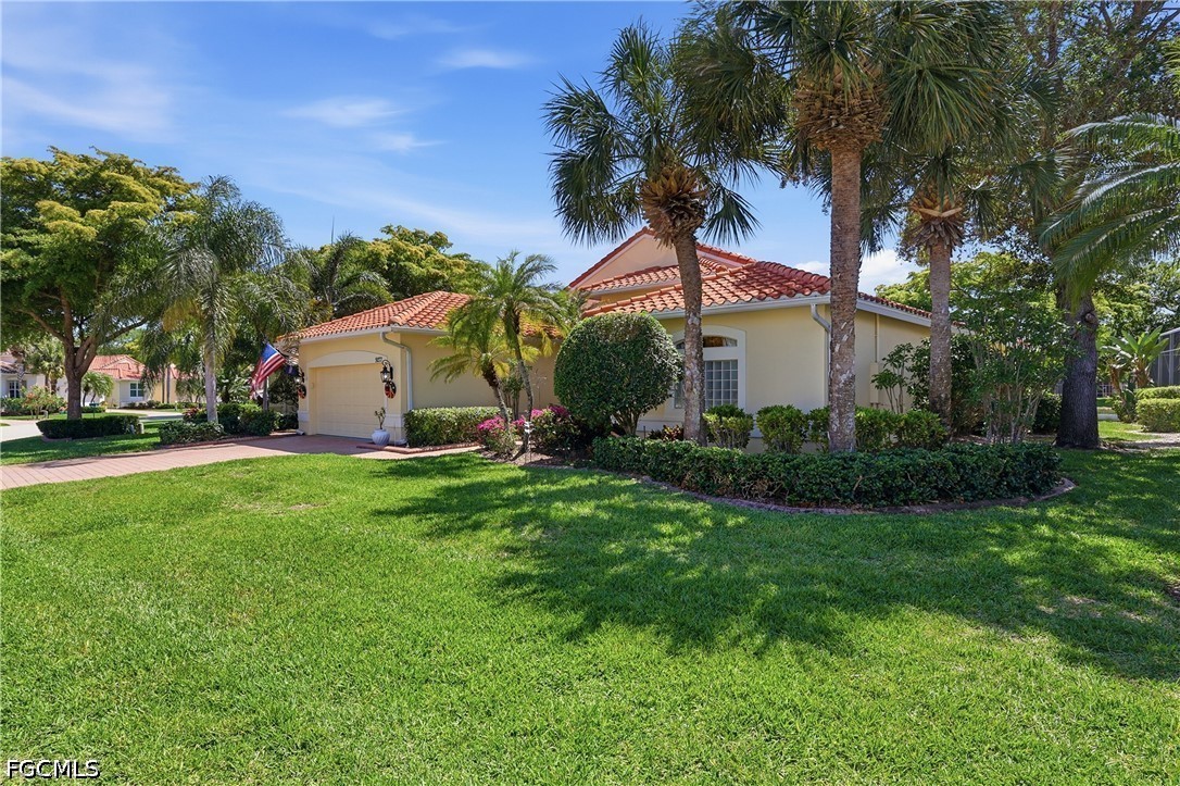3 Bed Pool Home for Sale in Cascades At Estero, photo 4