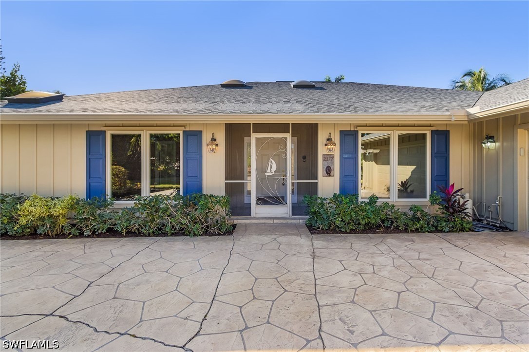 3 Bed Pool Home for Sale in Kings Lake, photo 4