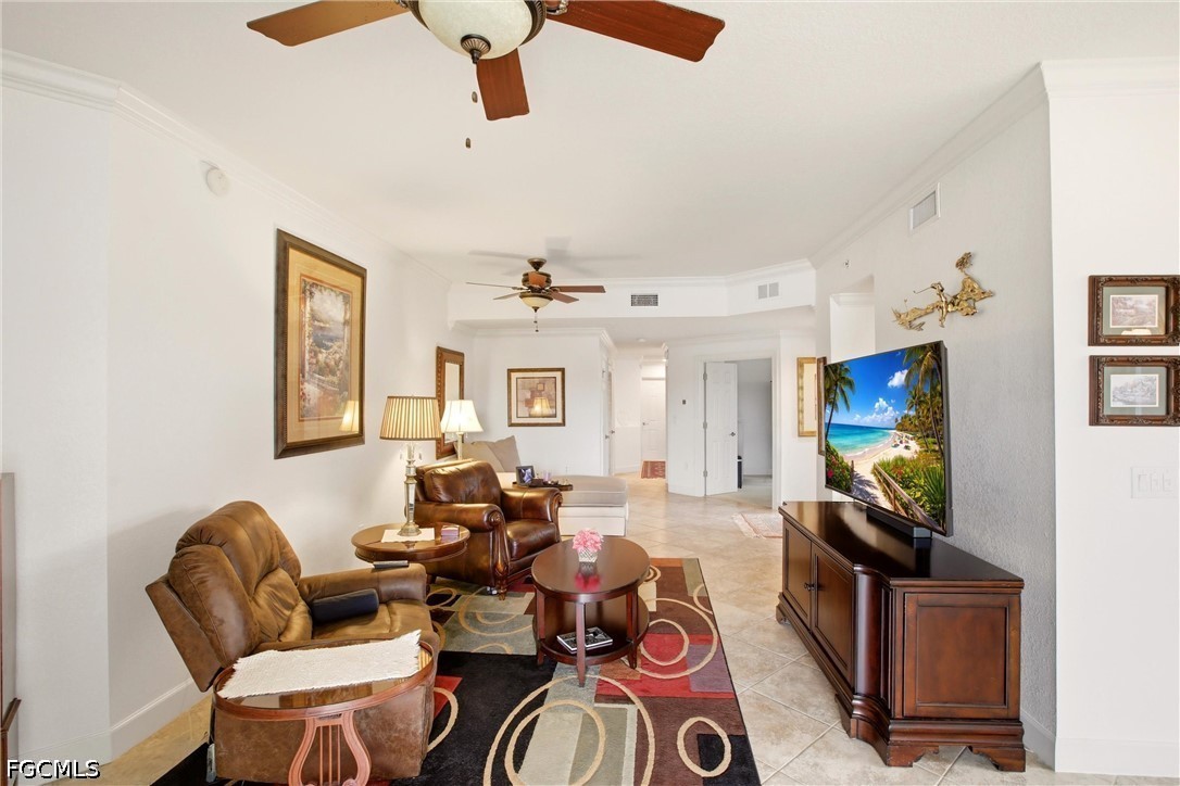 2 Bed Waterfront Home for Sale in Pebblebrook, photo 4