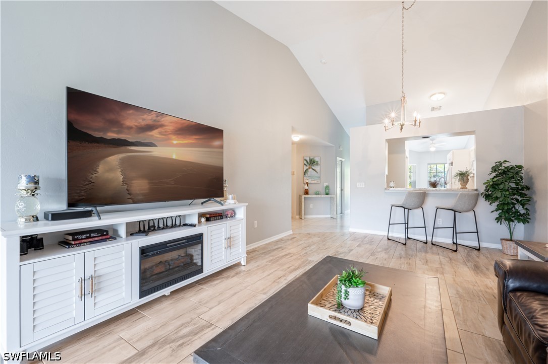 3 Bed Waterfront Home for Sale in Dover Parc, photo 4