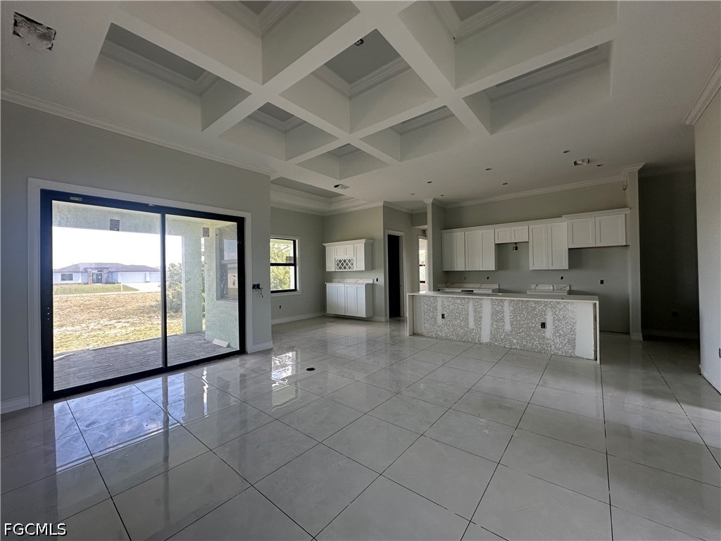 3 Bed SingleFamilyResidence for Sale in Cape Coral, photo 4
