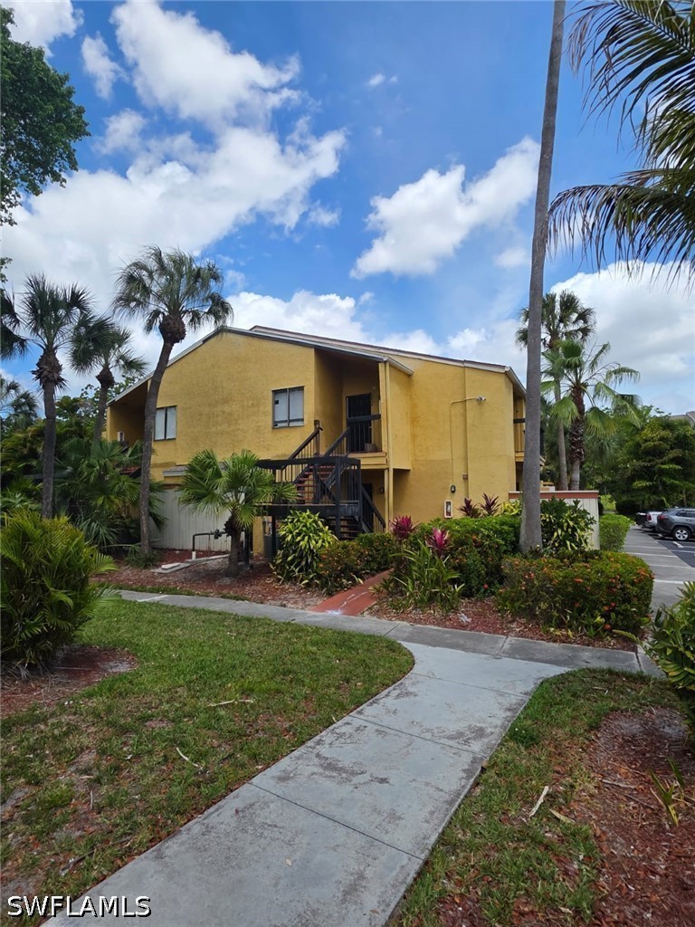1 Bed Pool Home for Sale in Village Creek, photo 4