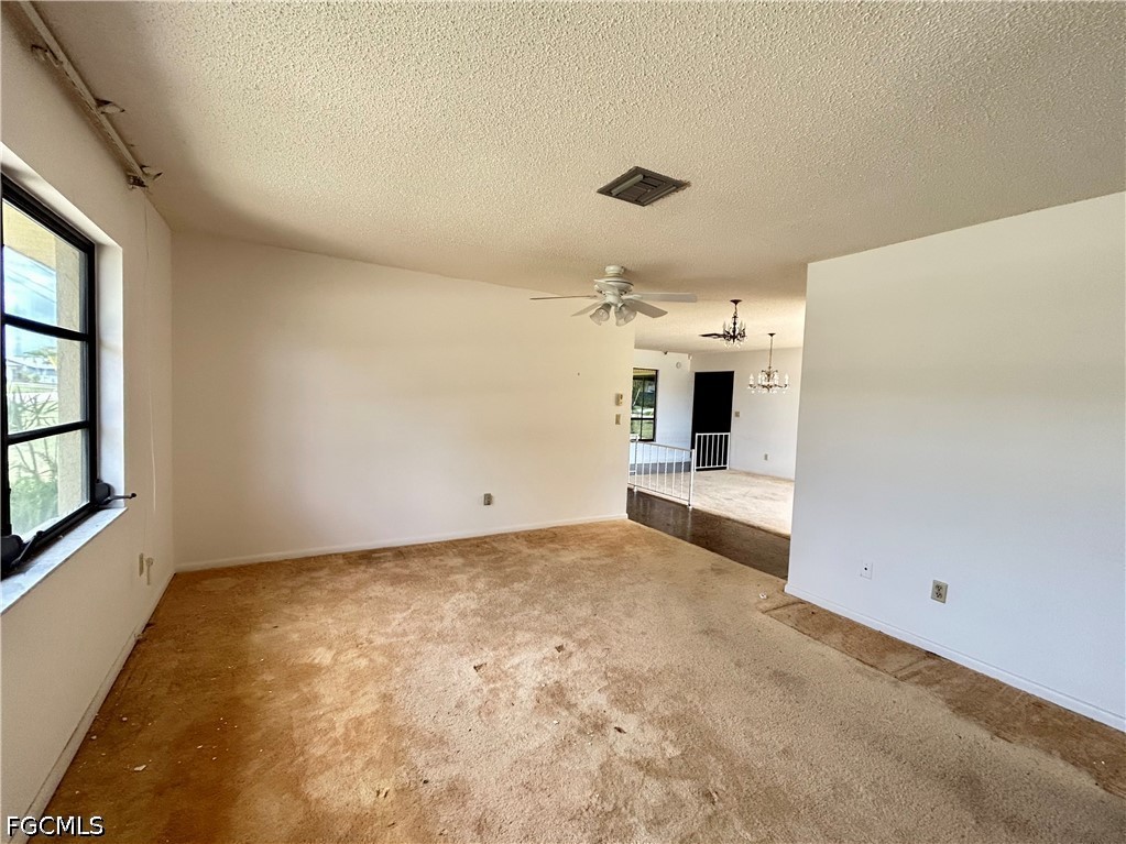 3 Bed SingleFamilyResidence for Sale in Cape Coral, FL — photo 4