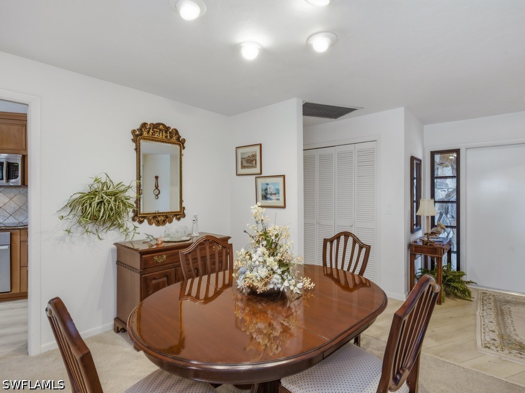 3 Bed Pool Home for Sale in Torrey Pines, photo 4