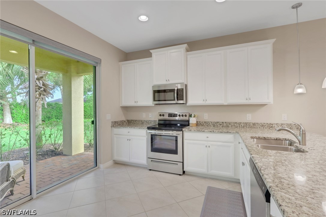 2 Bed SingleFamilyResidence for Sale in Alva, photo 4