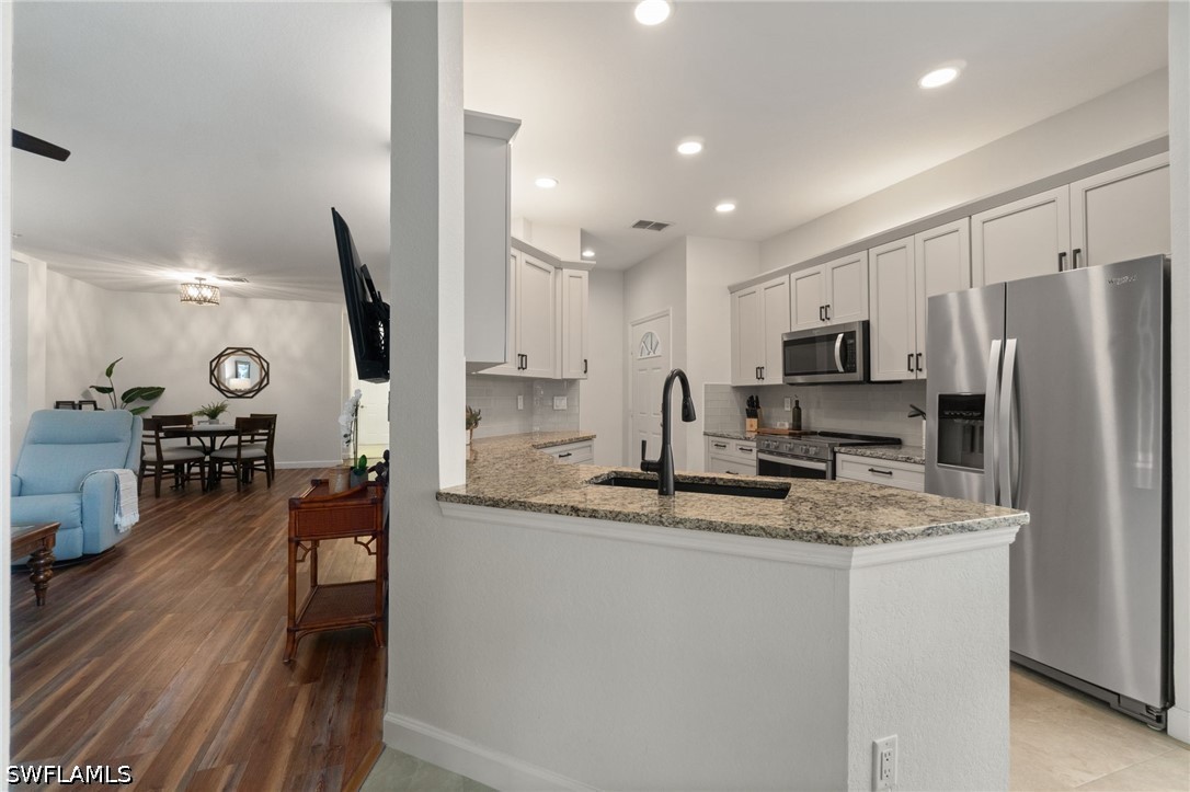 3 Bed Condominium for Sale in Pheasant Hollow, photo 4