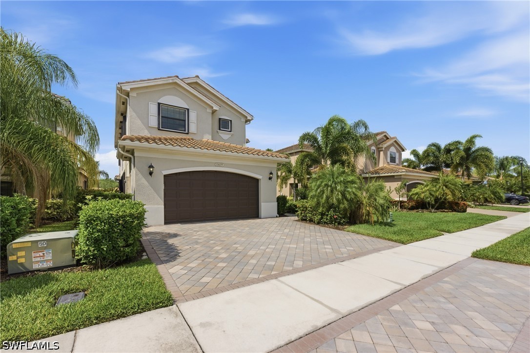 4 Bed Pool Home for Sale in Marina Bay, photo 4