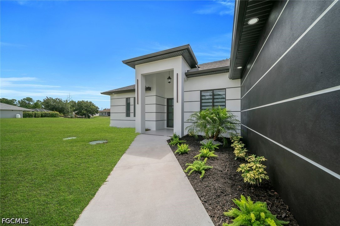 4 Bed SingleFamilyResidence for Sale in Lehigh Acres, photo 4