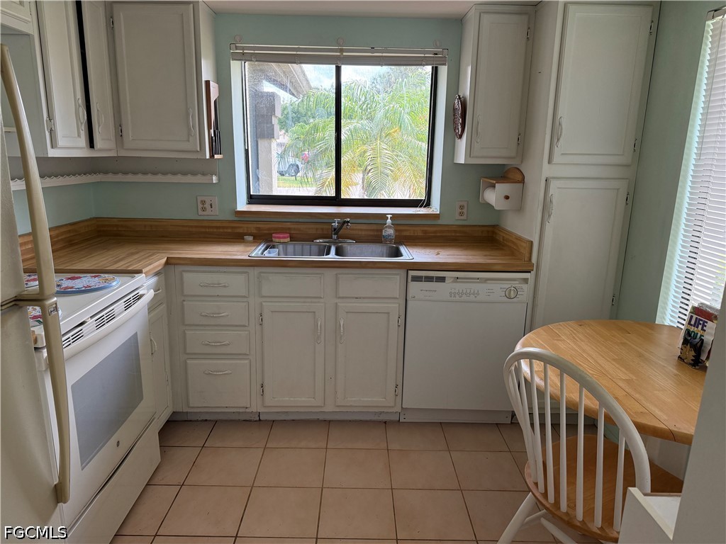 2 Bed Attached for Sale in Seven Lakes, photo 4