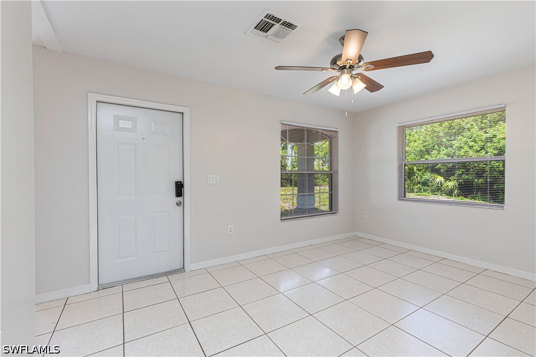 3 Bed SingleFamilyResidence for Sale in Lehigh Acres, FL — photo 4